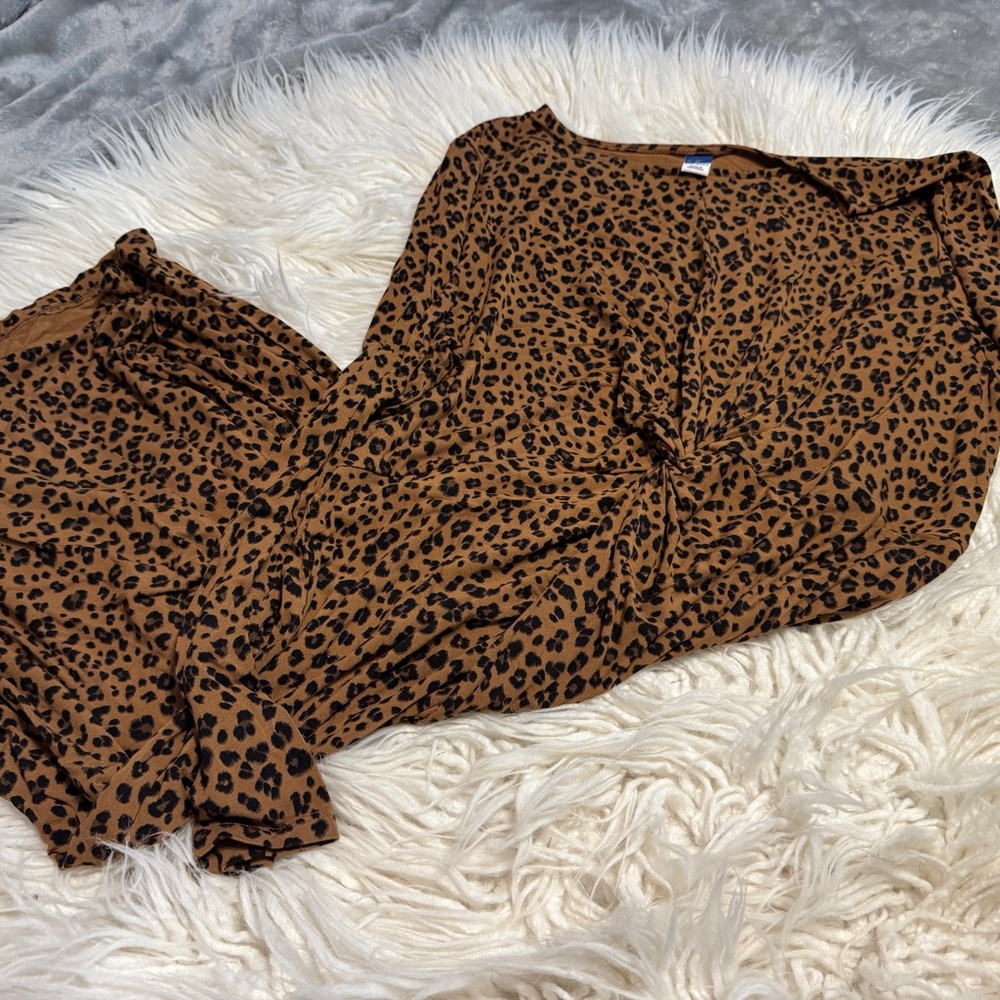 Old Navy Brown Leopard Print Maternity Dress